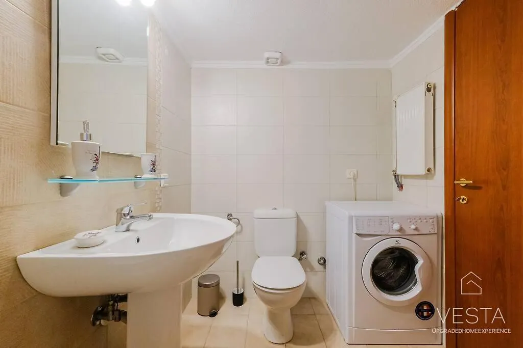 Early Bird 2-Bdrm Apartment, Vesta Philoxenia سالونيك شقة