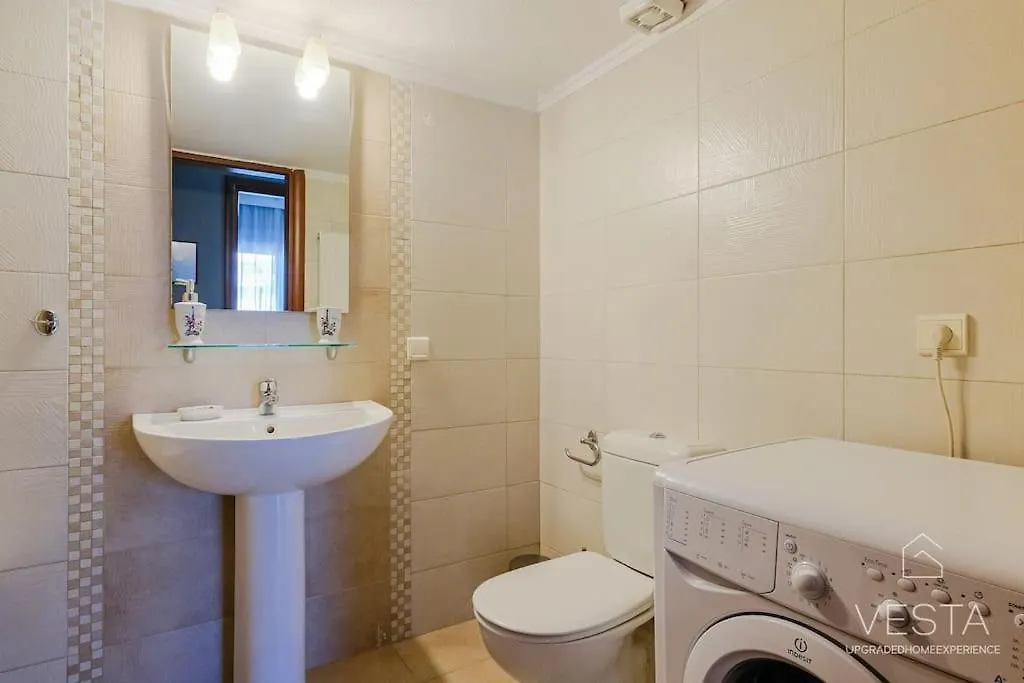 Early Bird 2-Bdrm Apartment, Vesta Philoxenia سالونيك