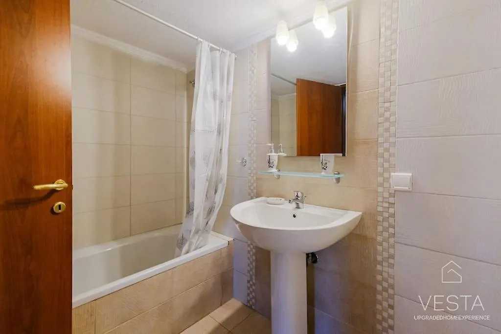 Early Bird 2-Bdrm Apartment, Vesta Philoxenia سالونيك 0*,  اليونان